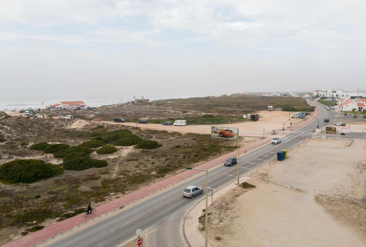 Maresia - Beachfront Peniche Apartment Exterior foto